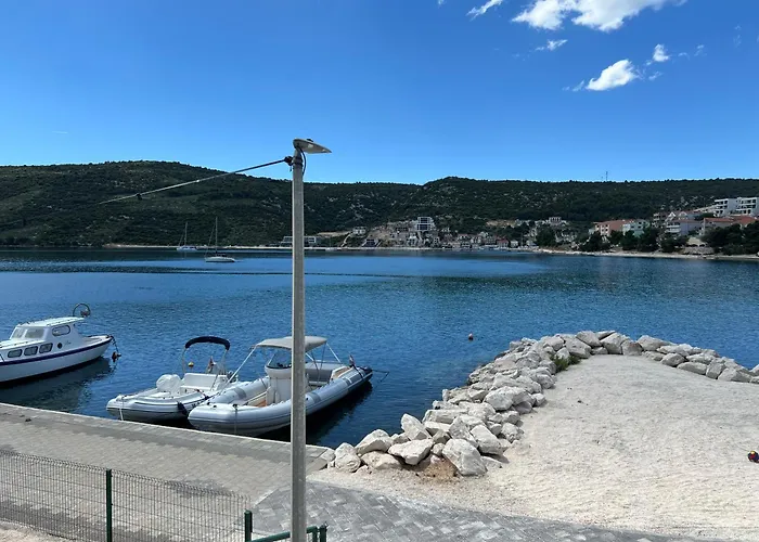 Kis * Marina
