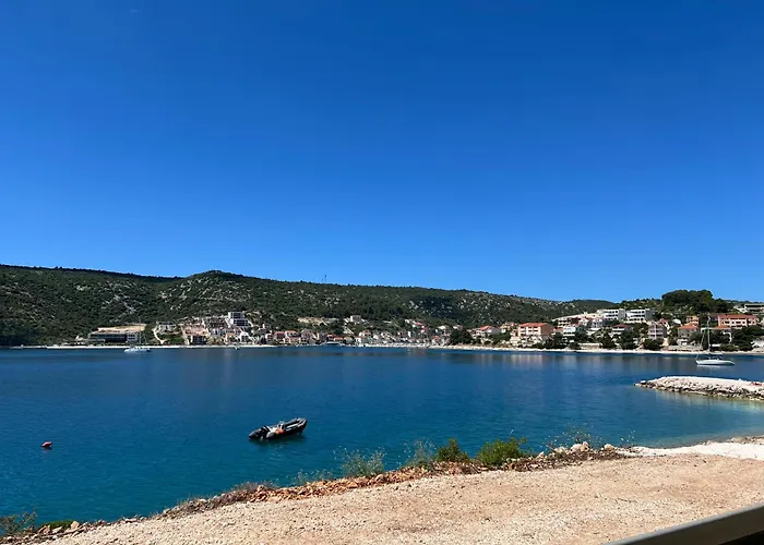 Kis Appartement Marina